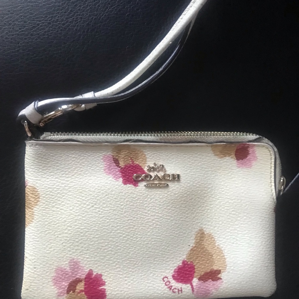 COACH White Floral Wristlet - Pink & Tan Accent, New never used